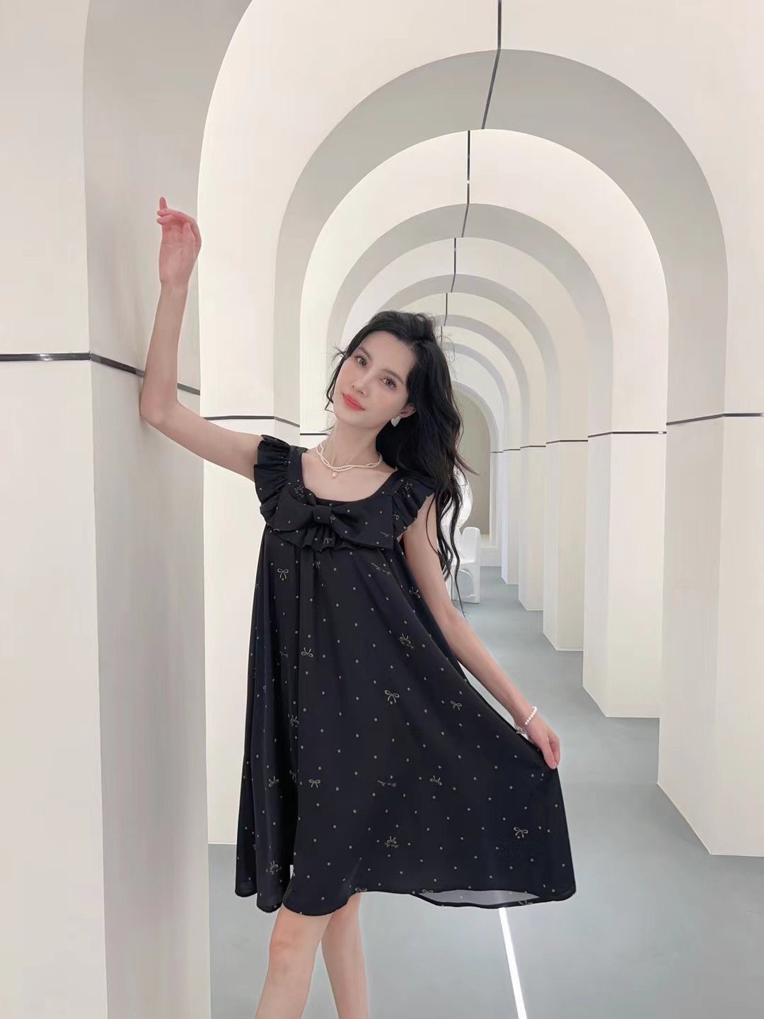 Printed ice silk camisole nightdress Stylish pajamas for women at home