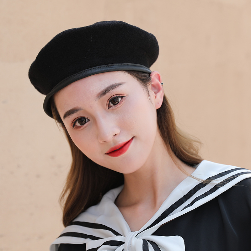 Pure wool beret for spring and autumn