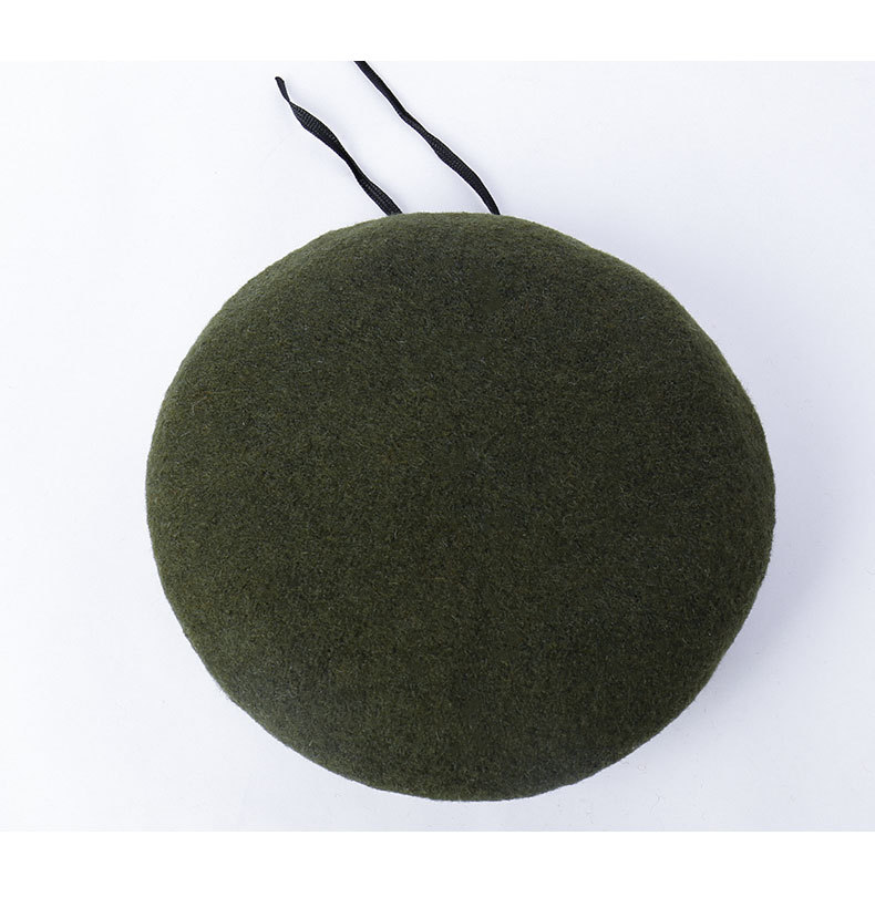 Pure wool beret for spring and autumn