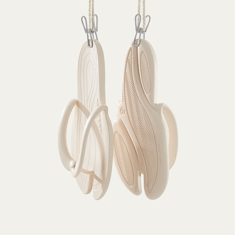 Removable portable travel slippers