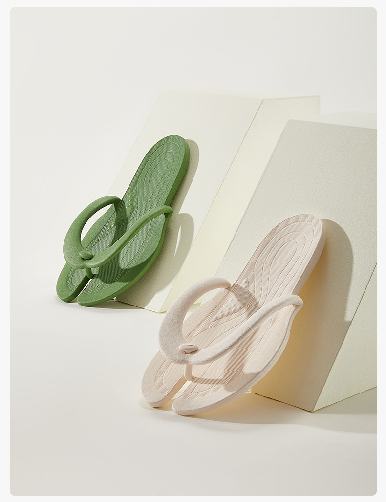 Removable portable travel slippers