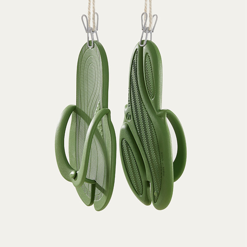 Removable portable travel slippers