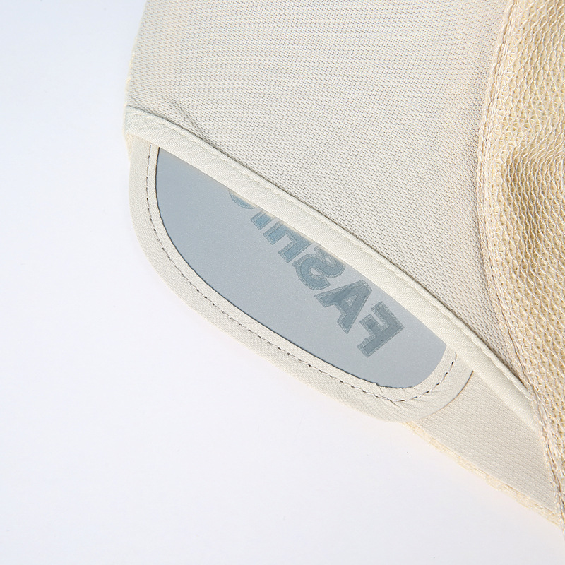 Retractable pull-out plate multifunctional visor