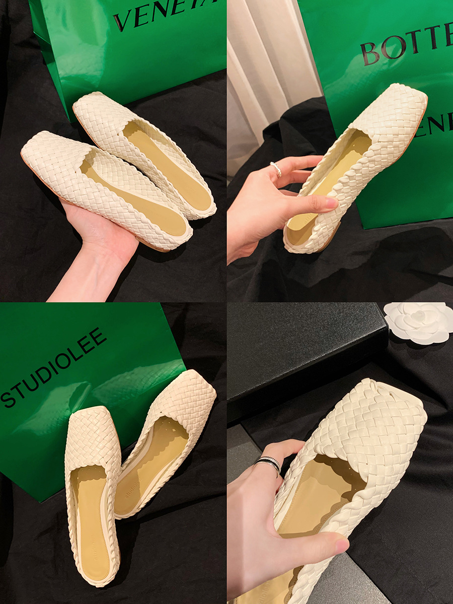 Sheepskin hand woven square head fish mouth flat empty slippers