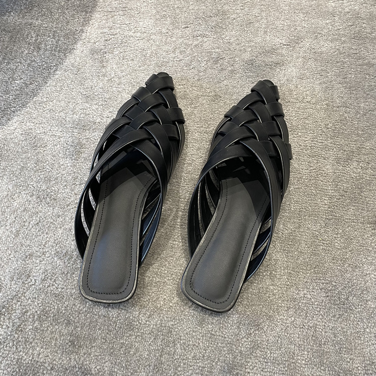 Simple pointed braided flat slippers