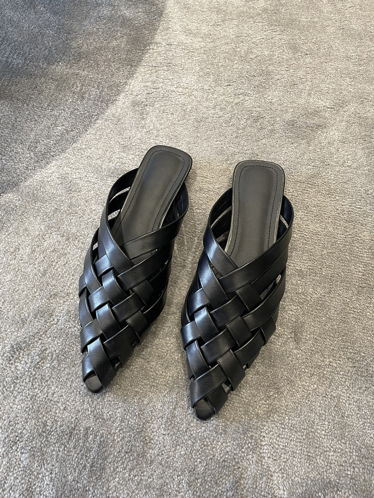 Simple pointed braided flat slippers
