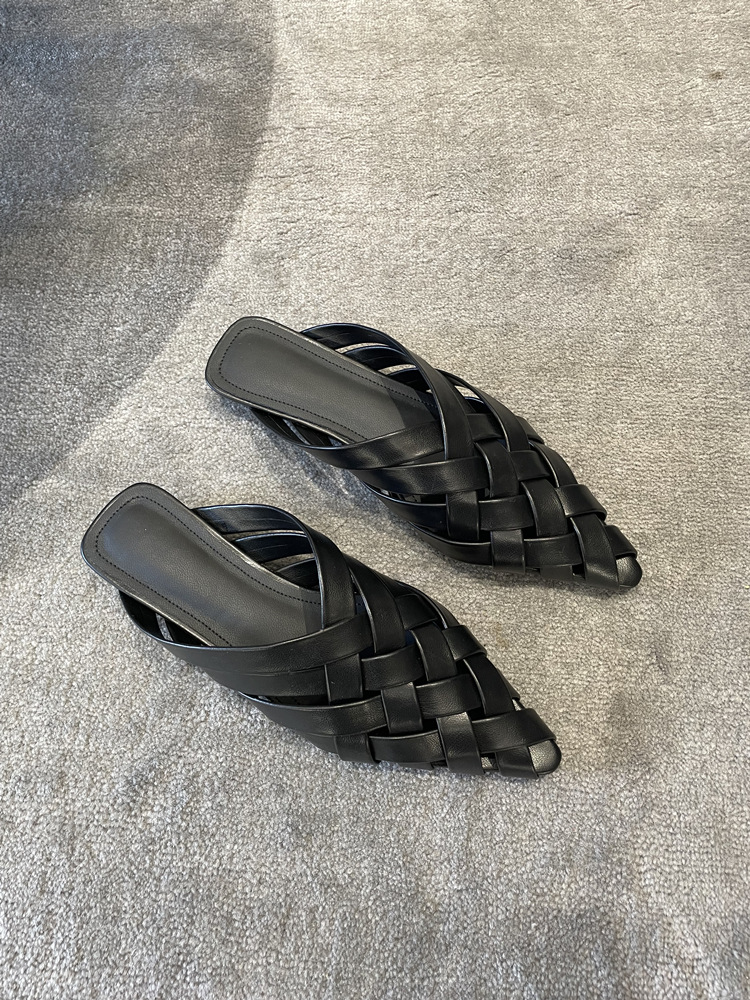 Simple pointed braided flat slippers