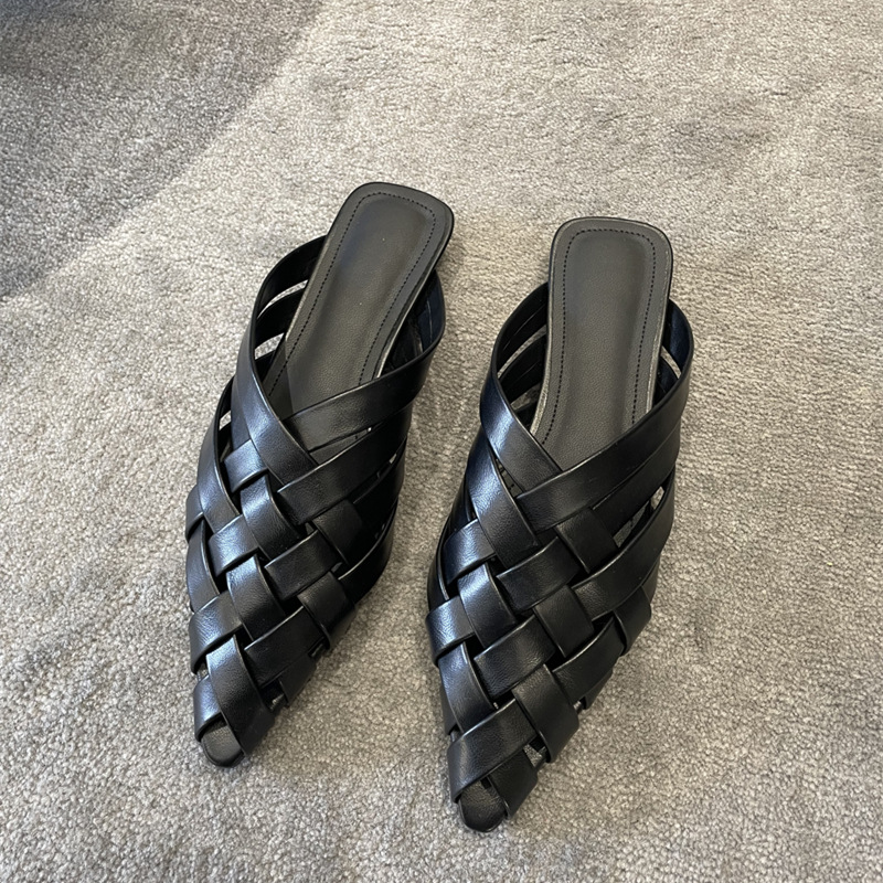Simple pointed braided flat slippers