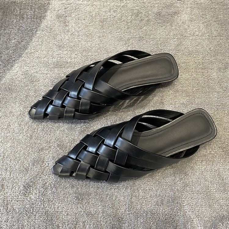 Simple pointed braided flat slippers