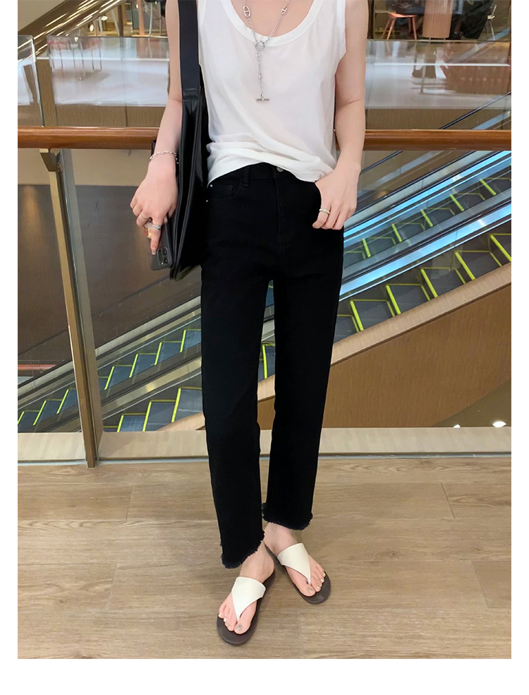 Soft leather simple triangle flip-flops