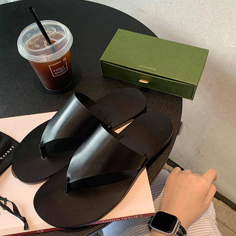 Soft leather simple triangle flip-flops