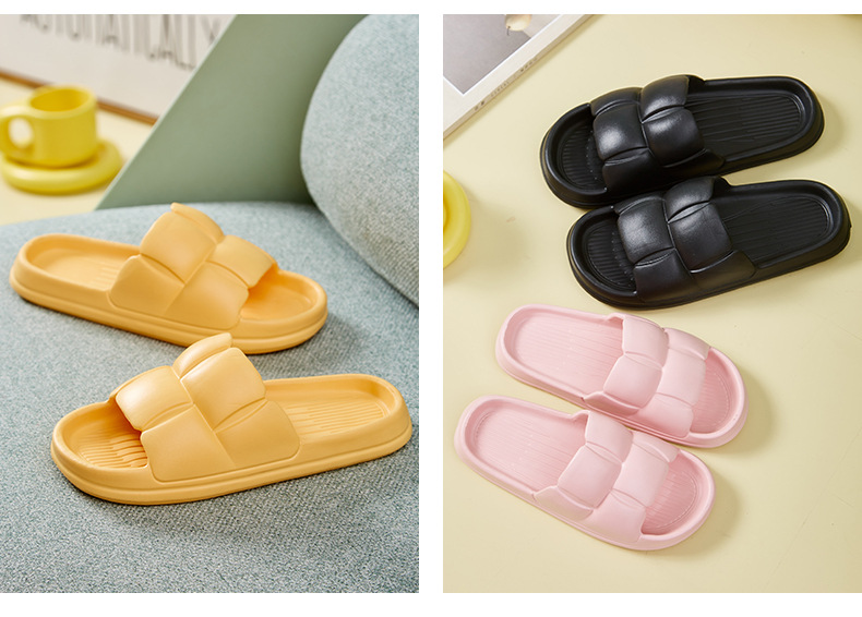 Soft sole slippers with non-slip petals