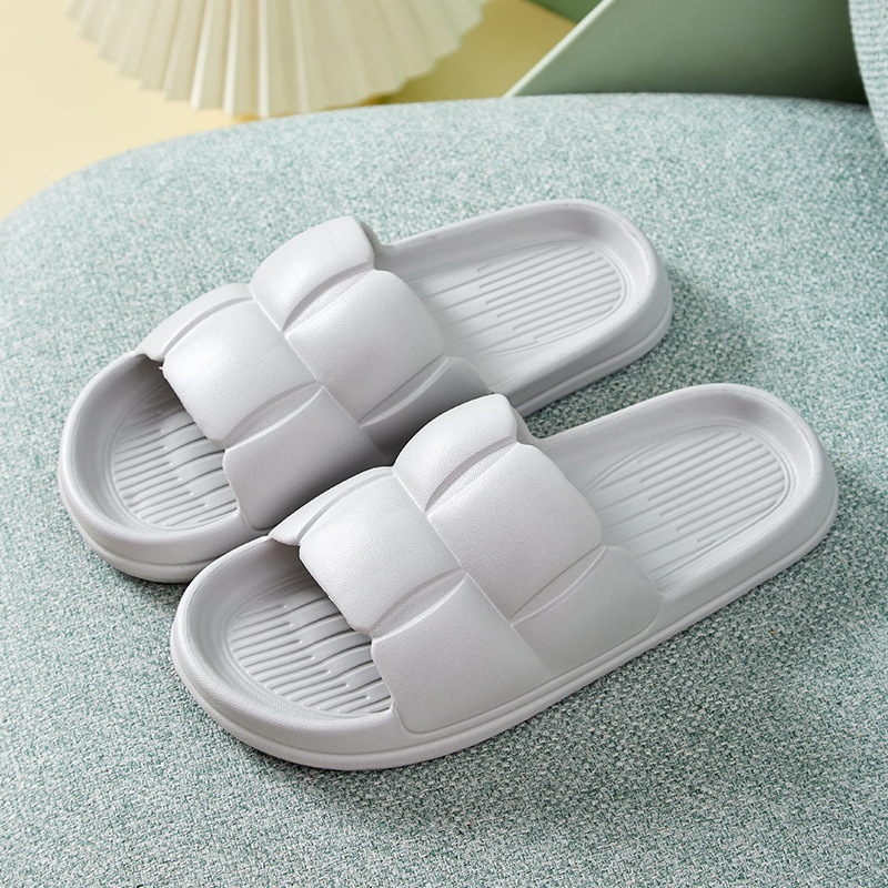 Soft sole slippers with non-slip petals