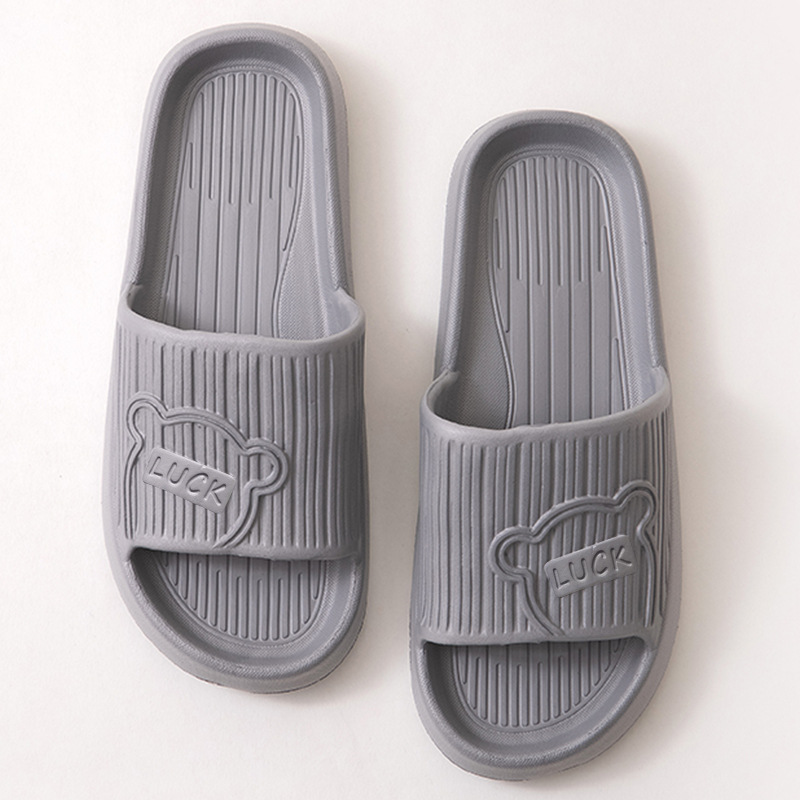 Soft sole slippers with non-slip petals