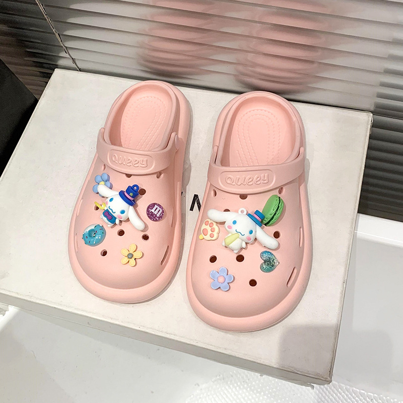 Suckling puppy Crocs