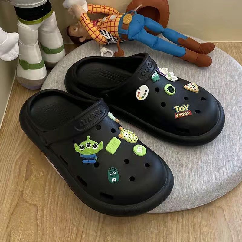 Suckling puppy Crocs