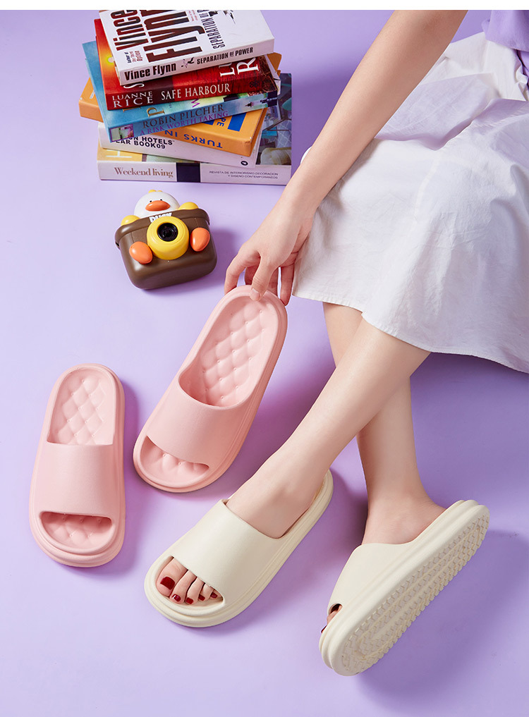Summer house slippers