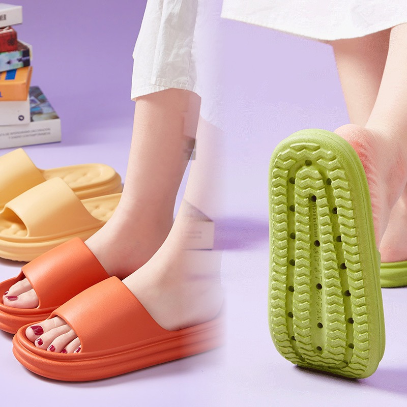 Summer house slippers