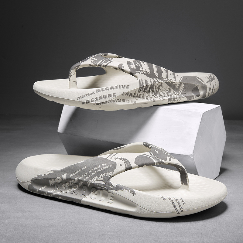 Summer men’s flip-flops