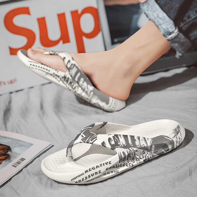 Summer men’s flip-flops