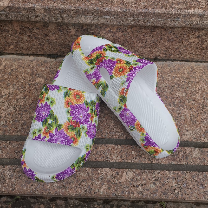 Super soft bathroom slippers