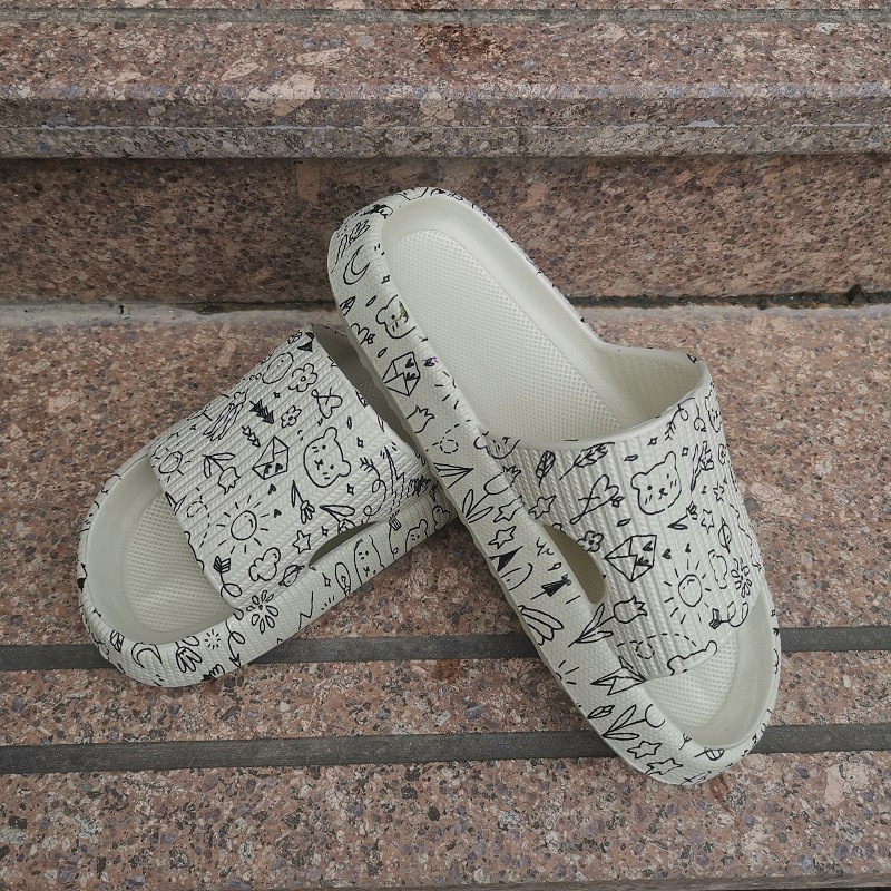 Super soft bathroom slippers