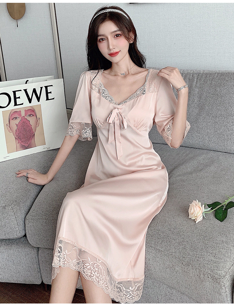 Sweet maiden lace hollow ice silk dress can be worn outside the home clothes