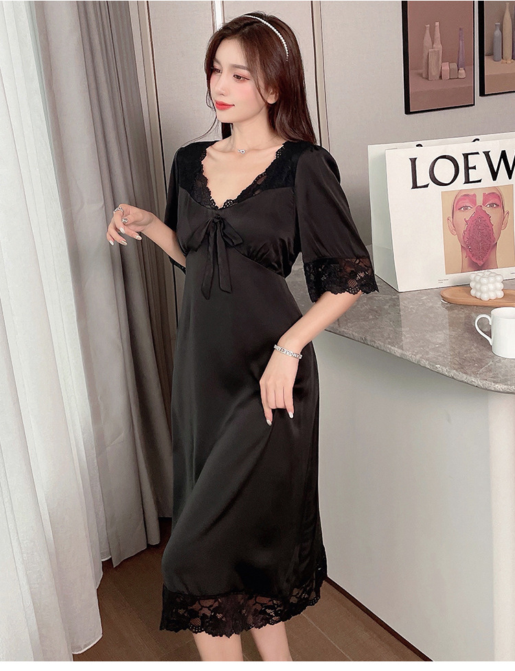 Sweet maiden lace hollow ice silk dress can be worn outside the home clothes