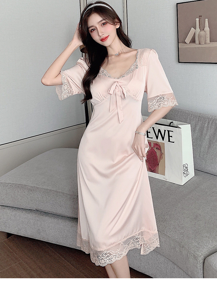 Sweet maiden lace hollow ice silk dress can be worn outside the home clothes