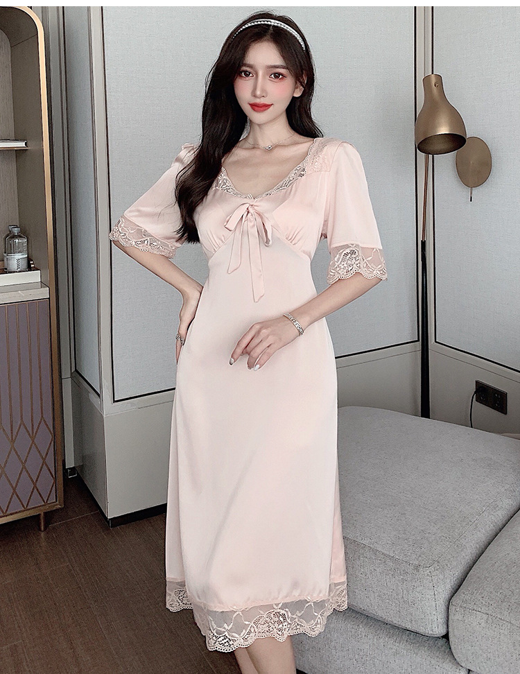 Sweet maiden lace hollow ice silk dress can be worn outside the home clothes