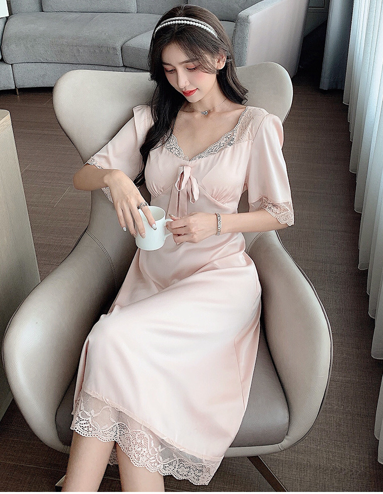 Sweet maiden lace hollow ice silk dress can be worn outside the home clothes