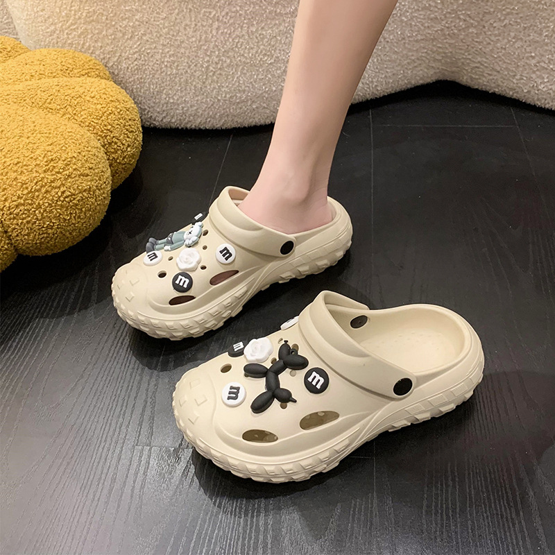 Tire crocs