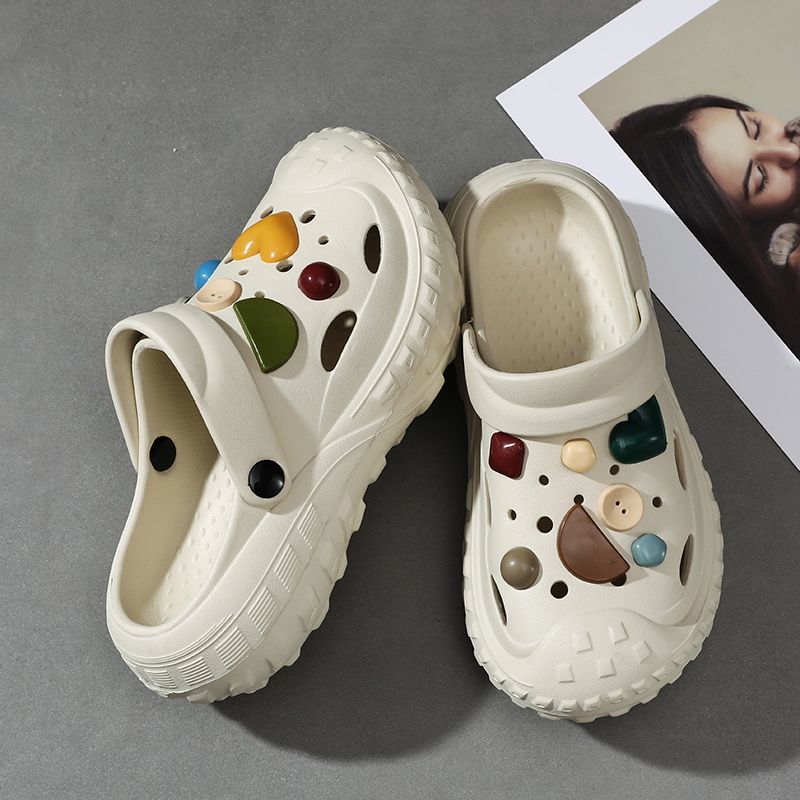 Tire crocs