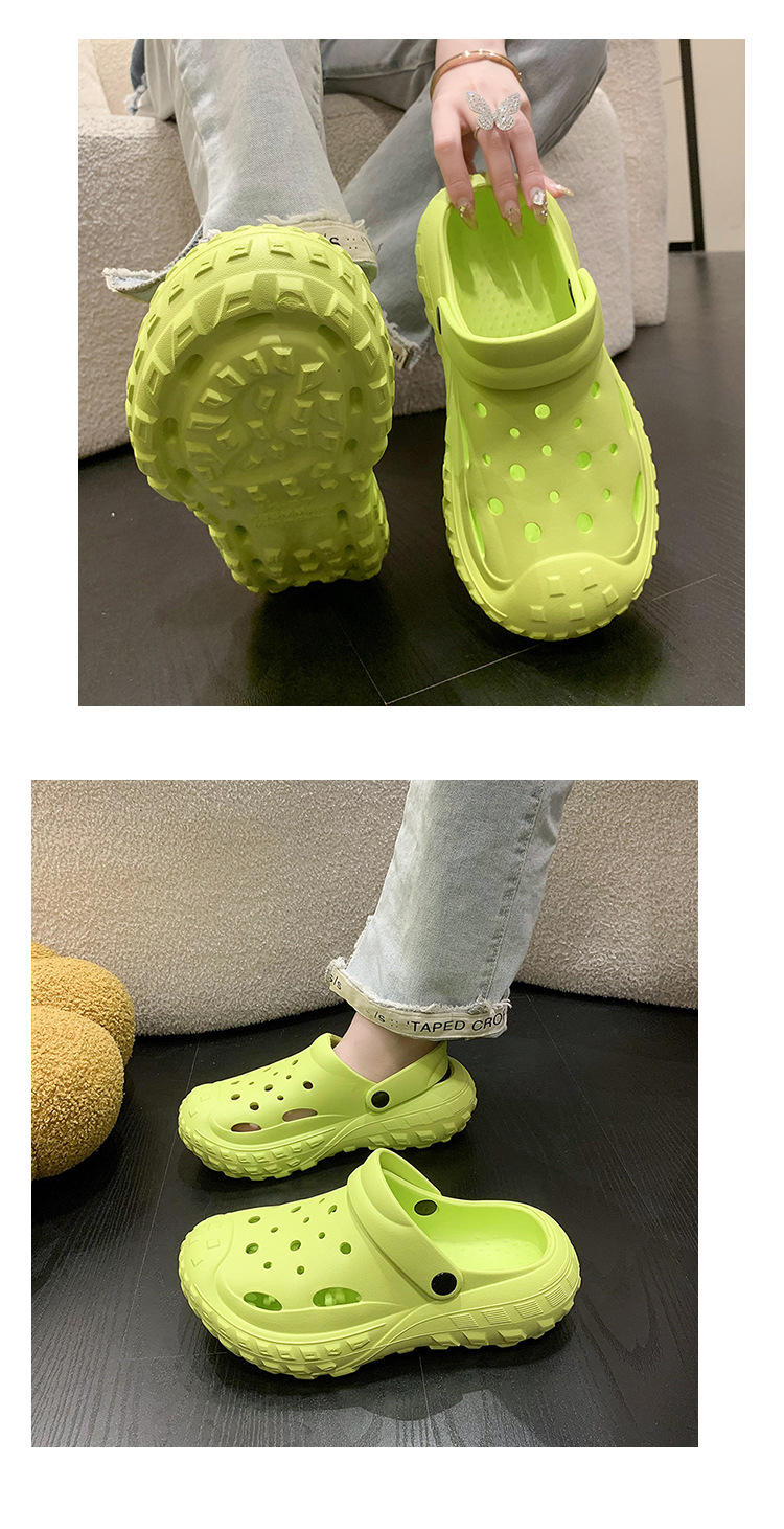 Tire crocs