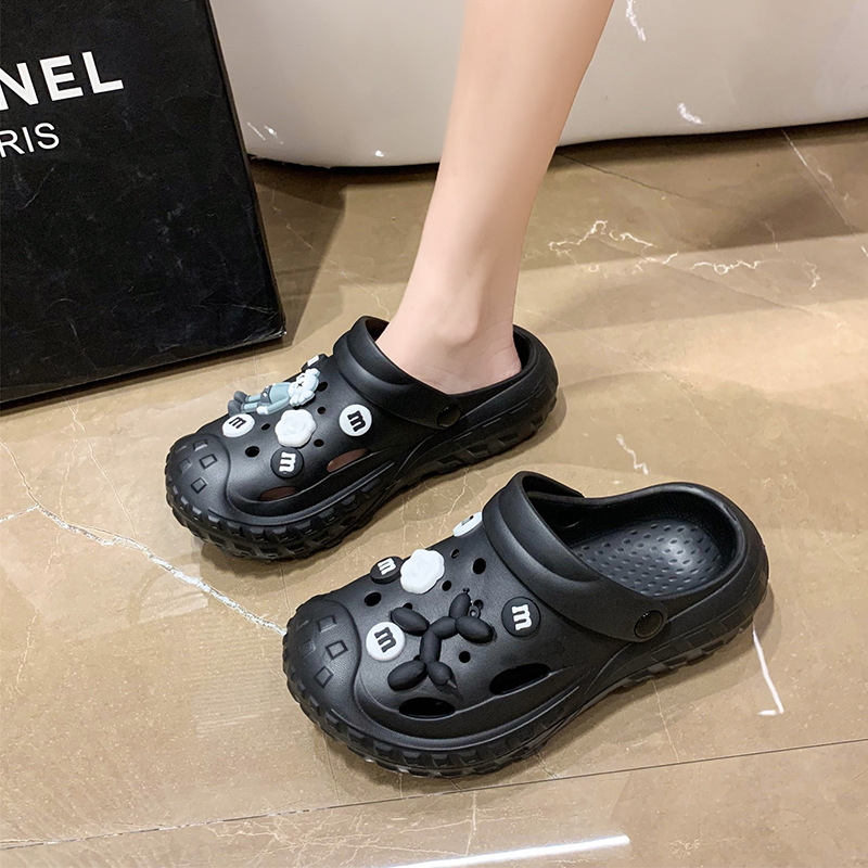 Tire crocs
