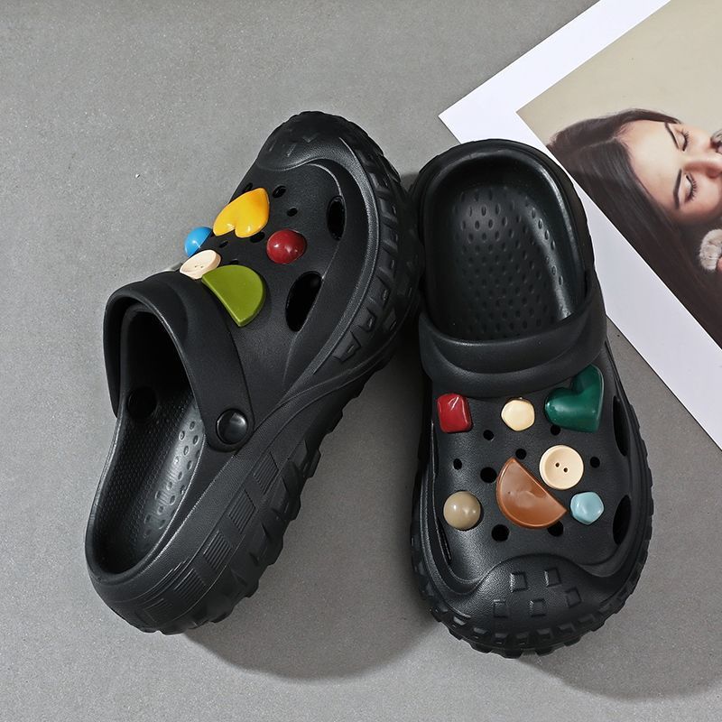 Tire crocs
