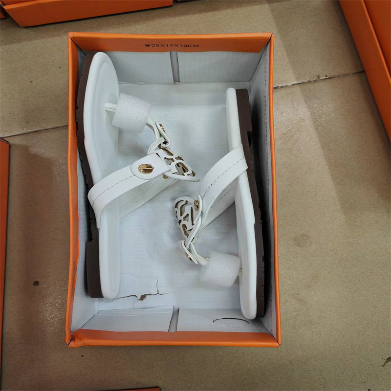 Wear flat beach slippers