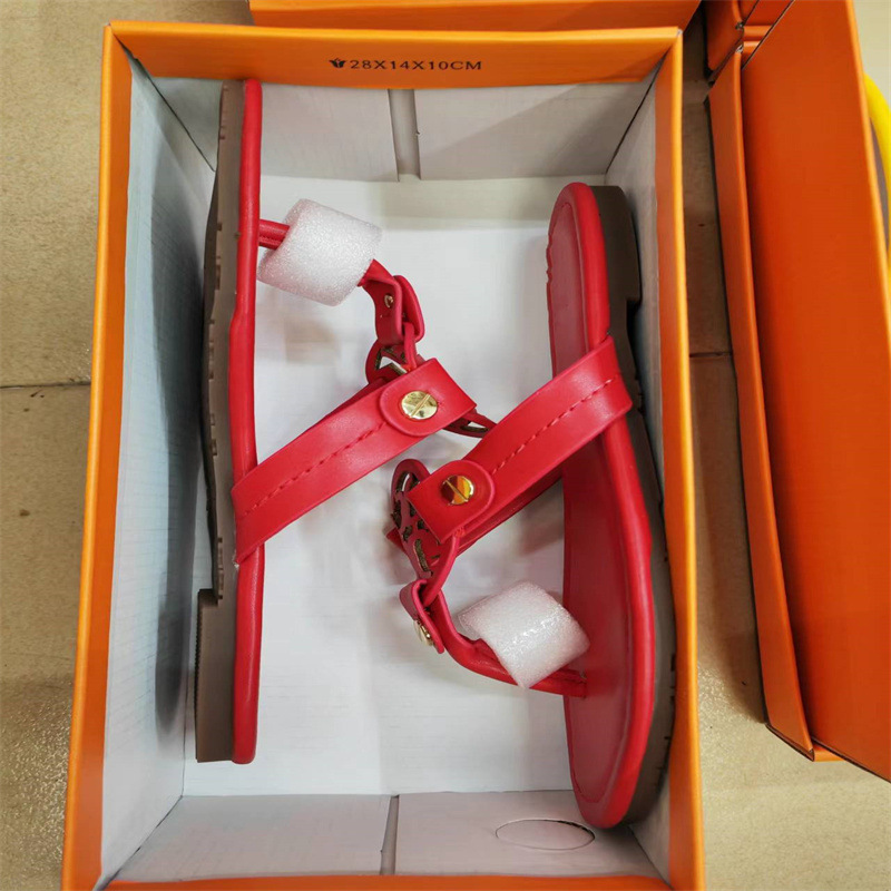 Wear flat beach slippers