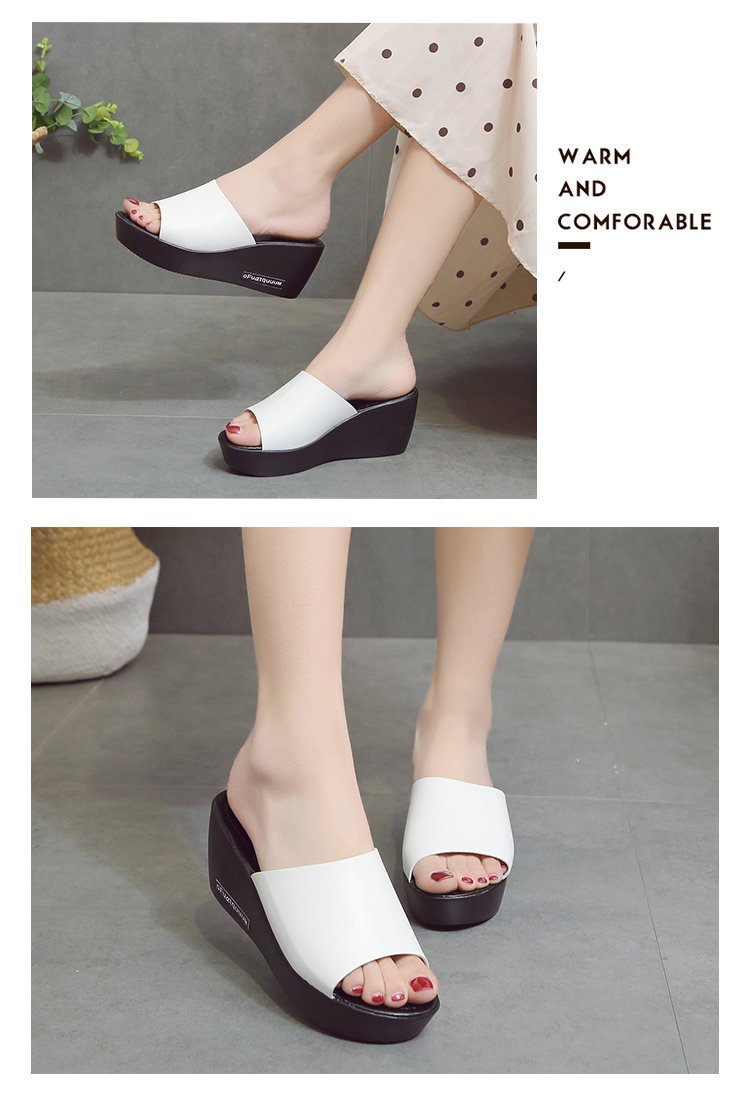 Women’s slip-ons with fish mouths