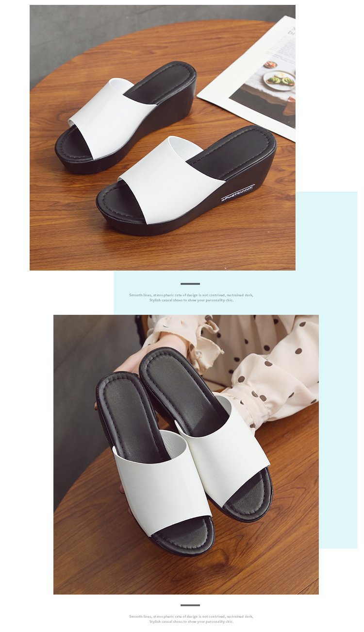 Women’s slip-ons with fish mouths