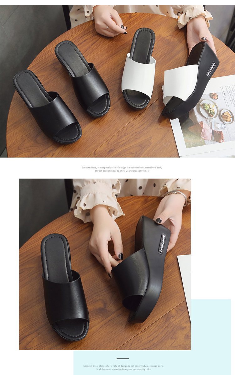 Women’s slip-ons with fish mouths