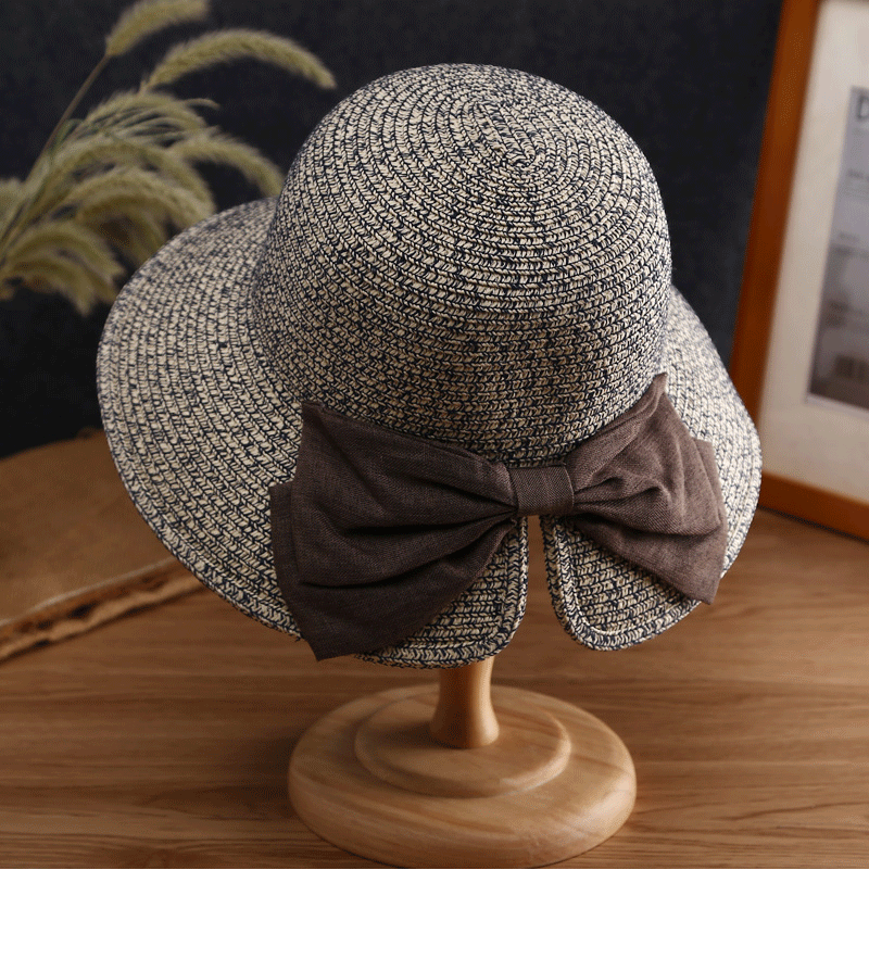 Women’s travel visor bow straw hat